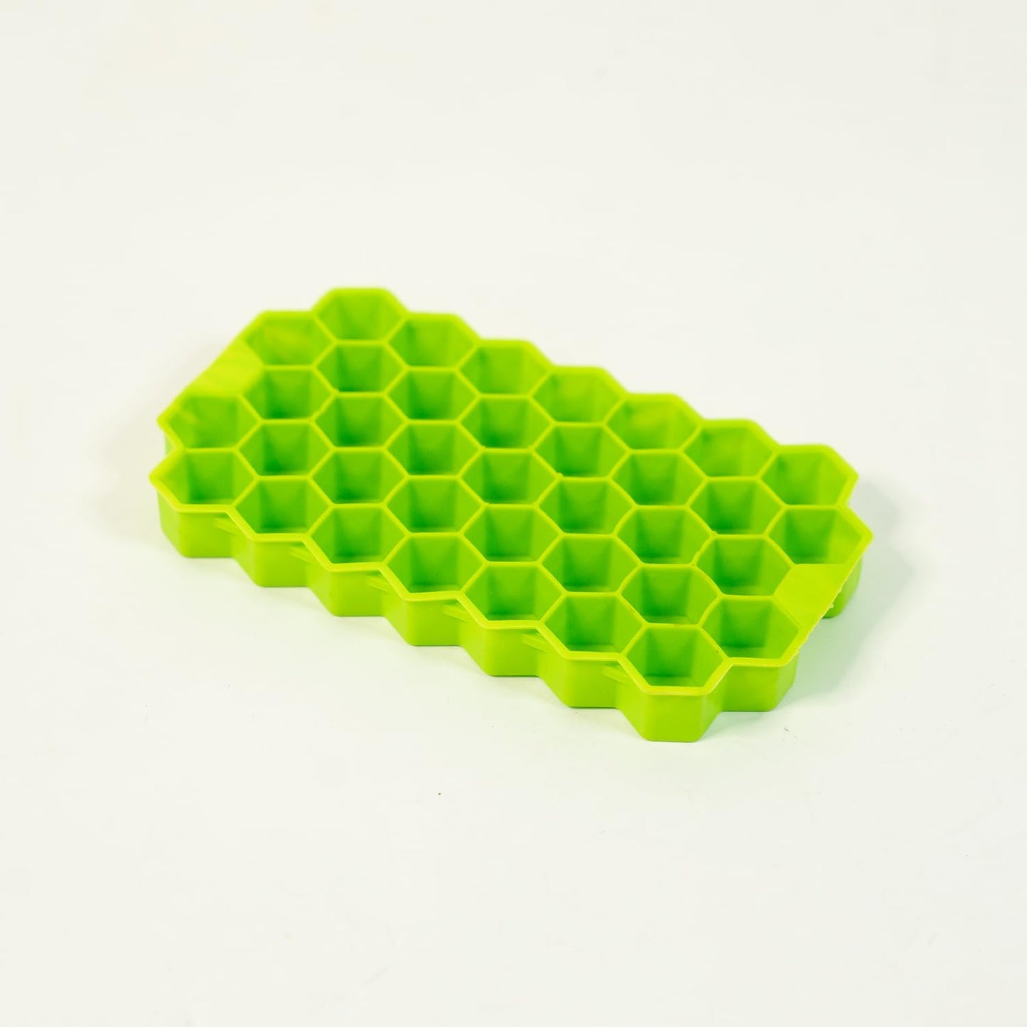 Kitchen4U Silicone Ice Cube Tray, Molds, Easy-Release and Flexible 37 Ice cubes, for Whiskey Cocktail, Stackable and Safe Ice Cube Honeycomb Small Cubes Fridge Bar Soft. Tray 1pc